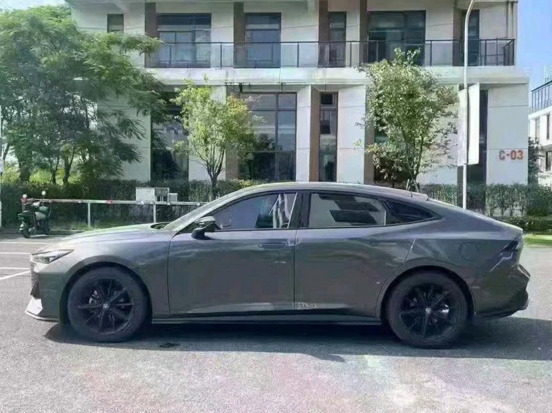 广州22年长安汽车UNI4