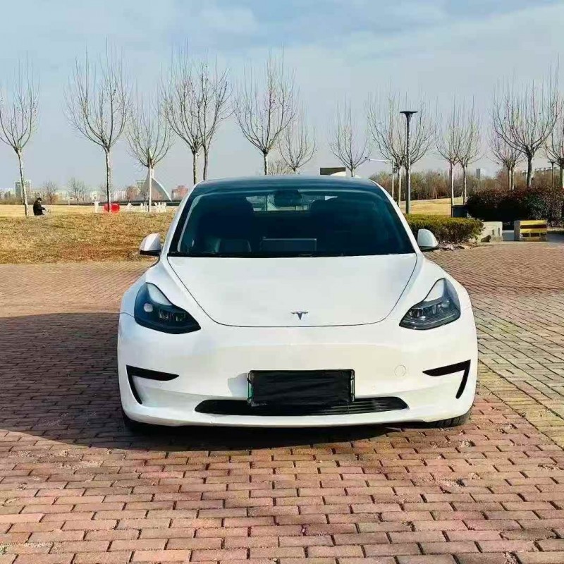 济宁23年特斯拉MODEL Y1