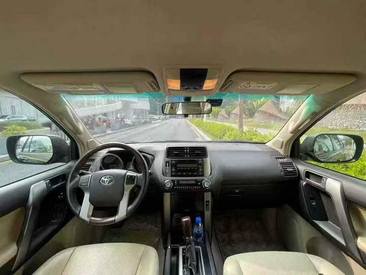 深圳13年丰田普拉多6