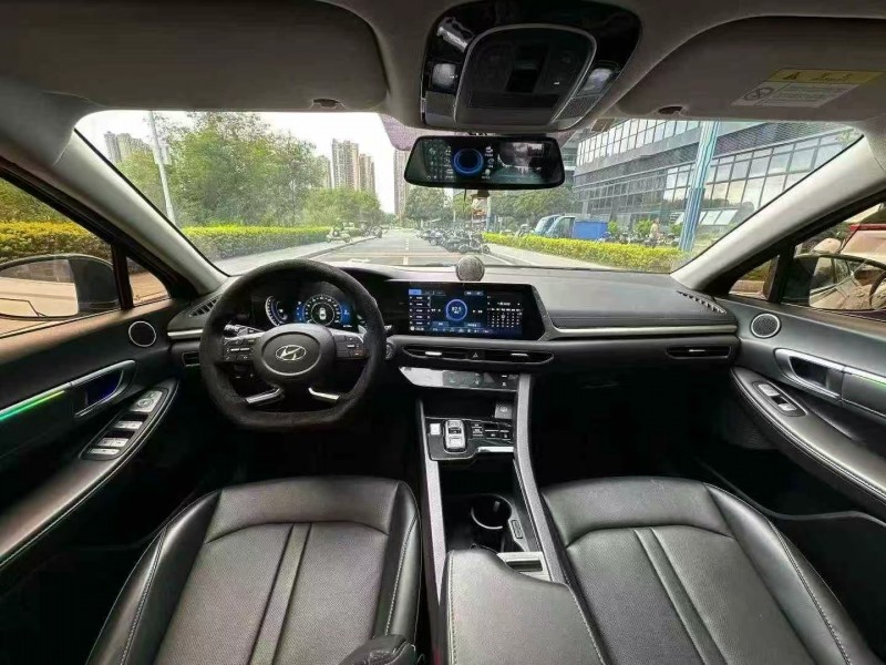 东莞21年现代索纳塔4