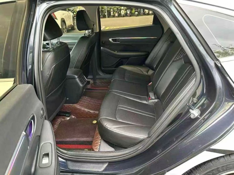 东莞21年现代索纳塔6