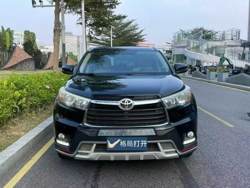 深圳17年丰田汉兰达1