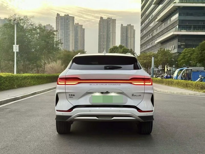 东莞24年比亚迪宋9