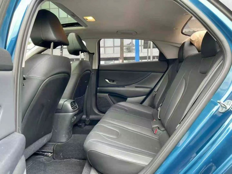 东莞23年现代伊兰特6