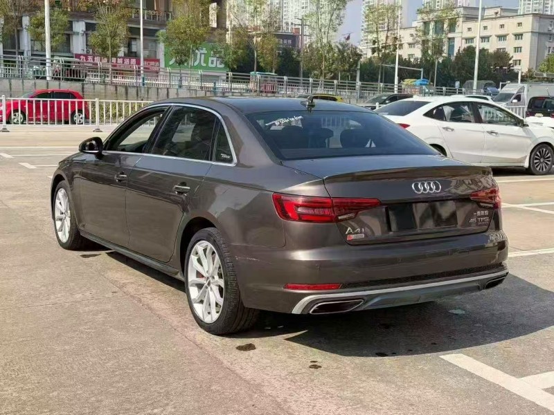 阜阳19年奥迪A4L6