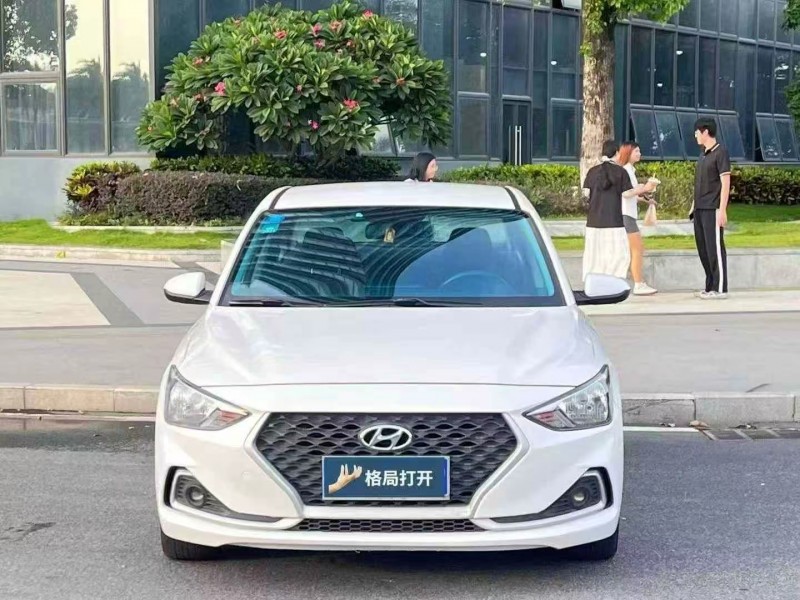 东莞19年现代悦动1