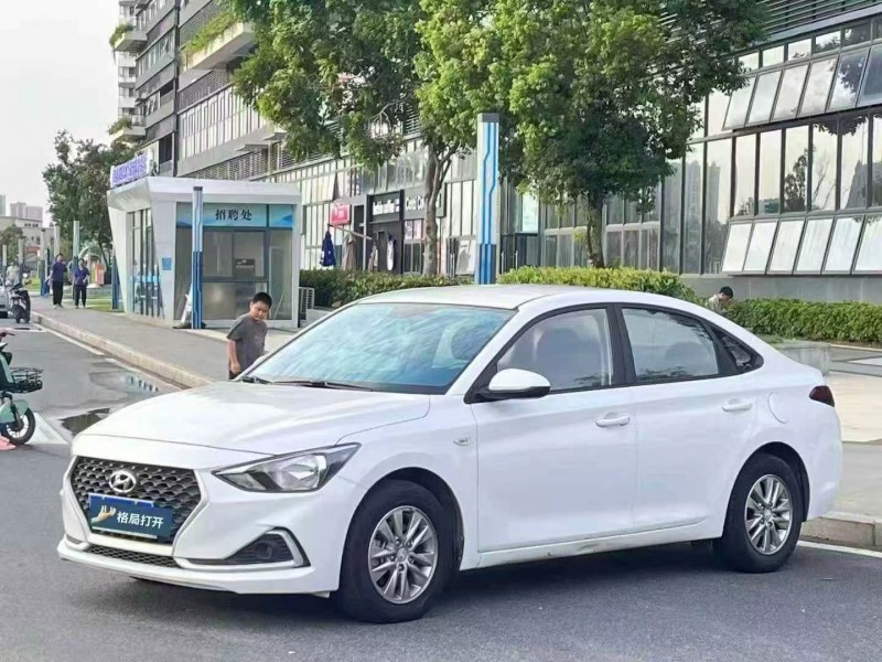 东莞19年现代悦动3