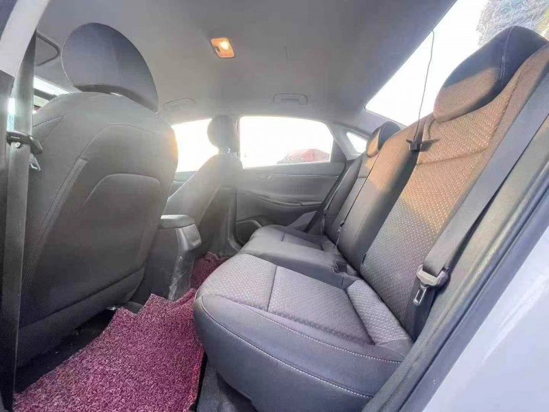 东莞19年现代悦动4