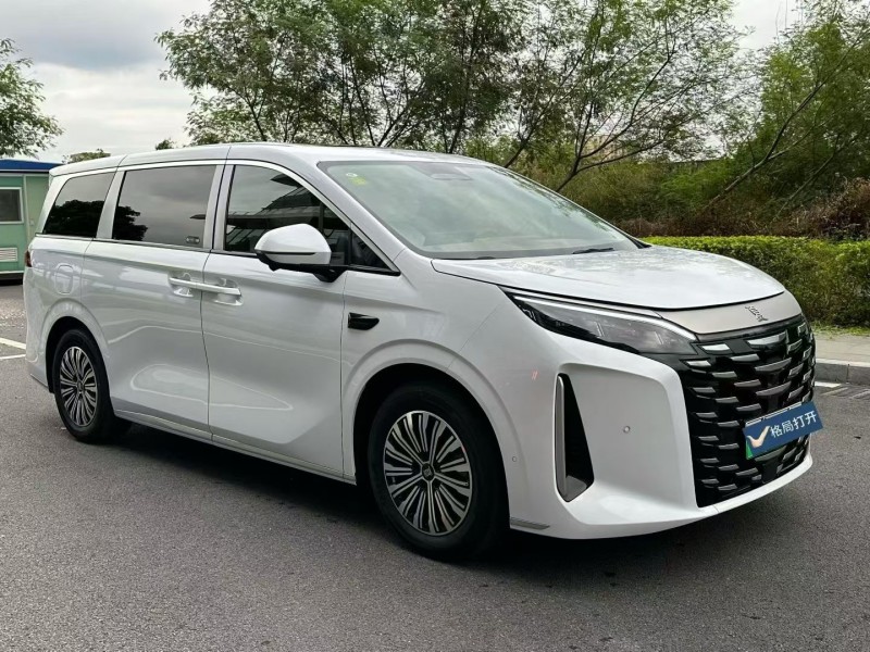 东莞25年比亚迪夏3