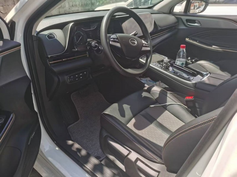 绍兴24年传祺埃安S2