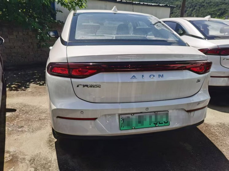 绍兴24年传祺埃安S7