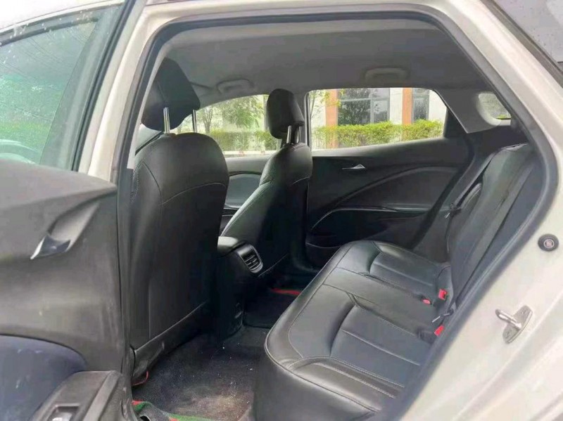 广州23年别克微蓝8