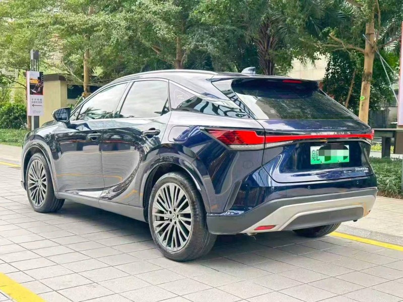珠海23年雷克萨斯RX8