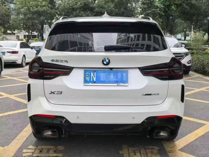 广州23年宝马X39