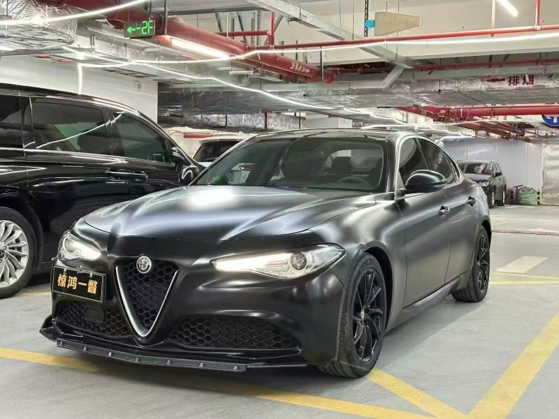 广州18年阿尔法·罗密欧Giulia3