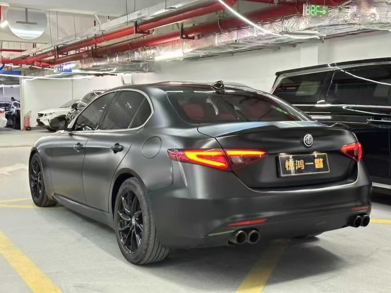 广州18年阿尔法·罗密欧Giulia7