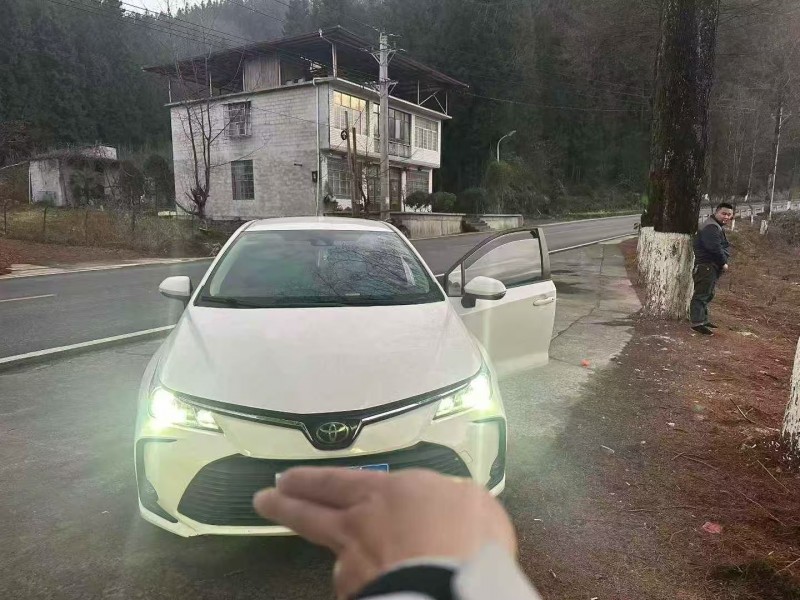 枣庄21年丰田卡罗拉1