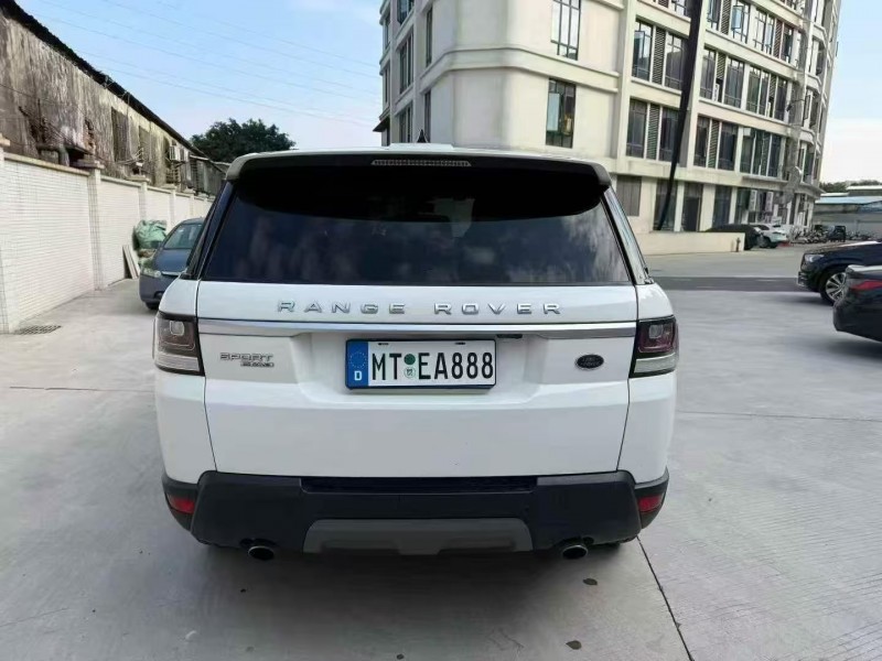 广州17年路虎揽胜运动9