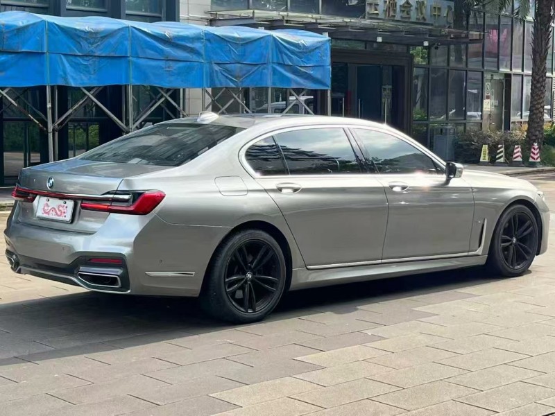 佛山21年宝马7系8