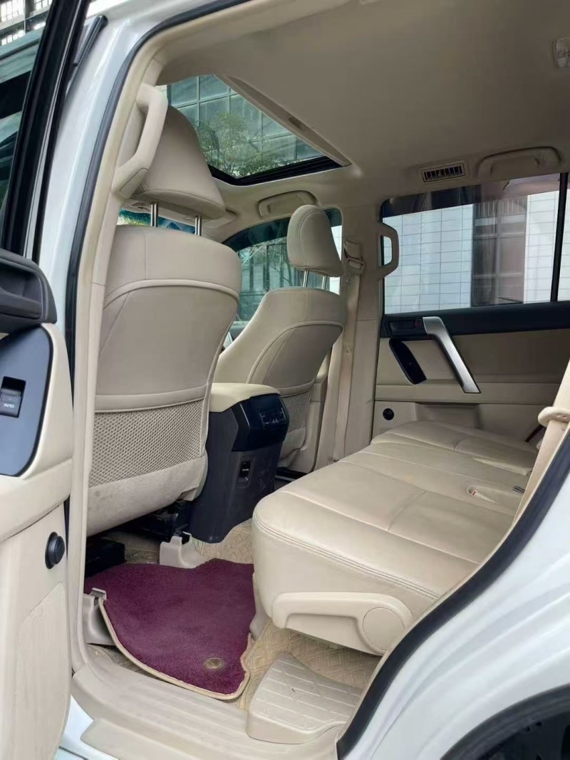 佛山19年豐田普拉多5