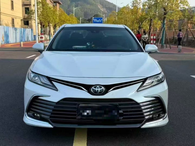 福州22年丰田凯美瑞1