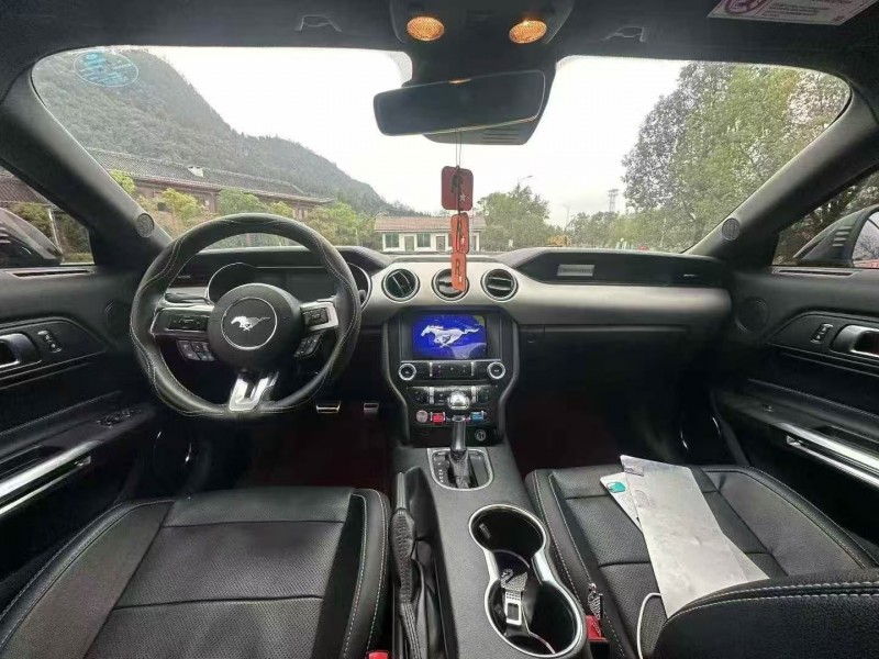 重庆22年福特野马6