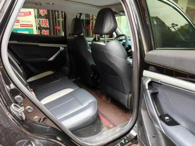 长沙24年吉利博越4