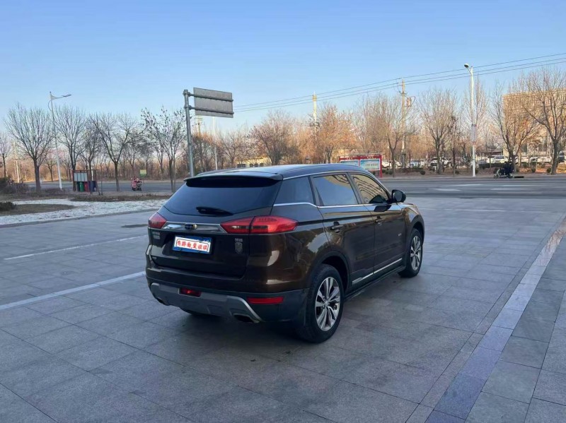 沧州16年吉利博越9