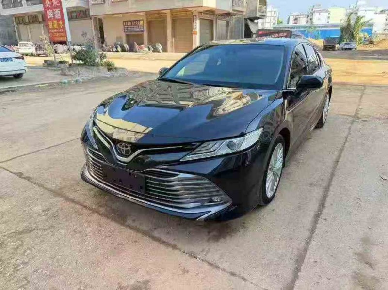 北海19年丰田凯美瑞2