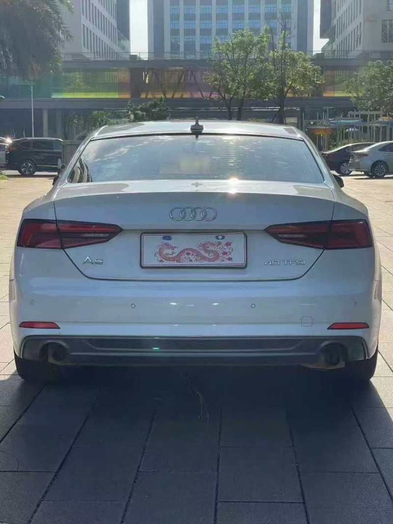 佛山17年奥迪A59