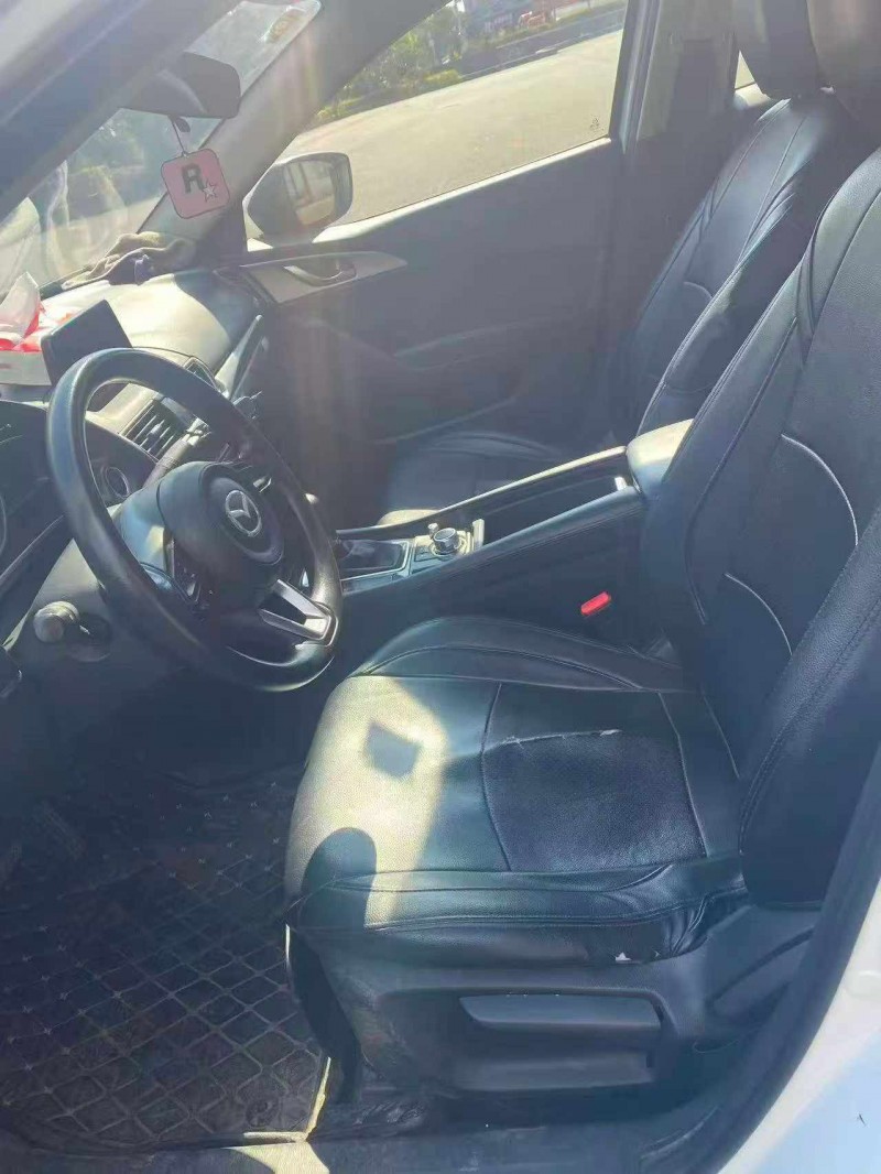 漳州17年马自达昂克赛拉4