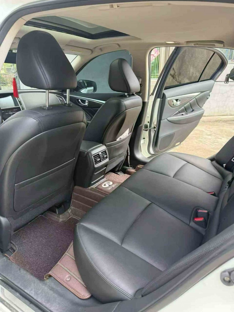 南平21年英菲尼迪Q506