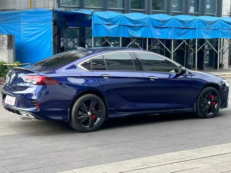 佛山22年别克君威8