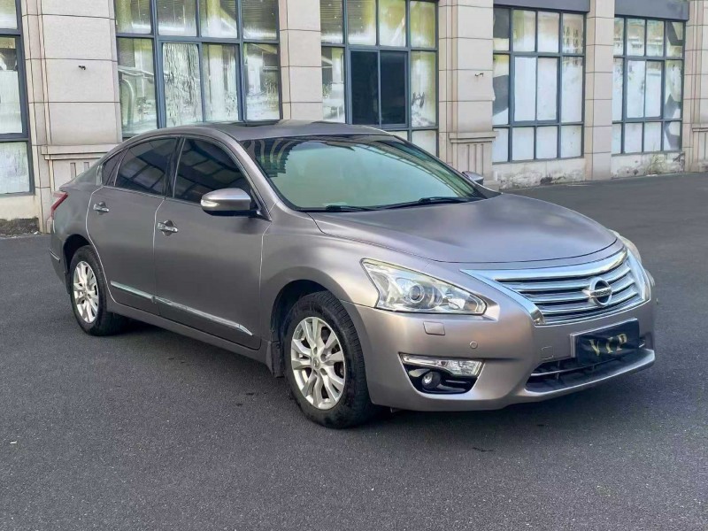 漳州13年日产天籁2