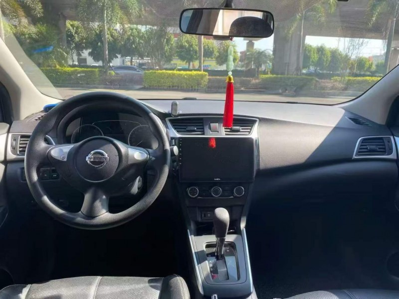 漳州23年日产轩逸5