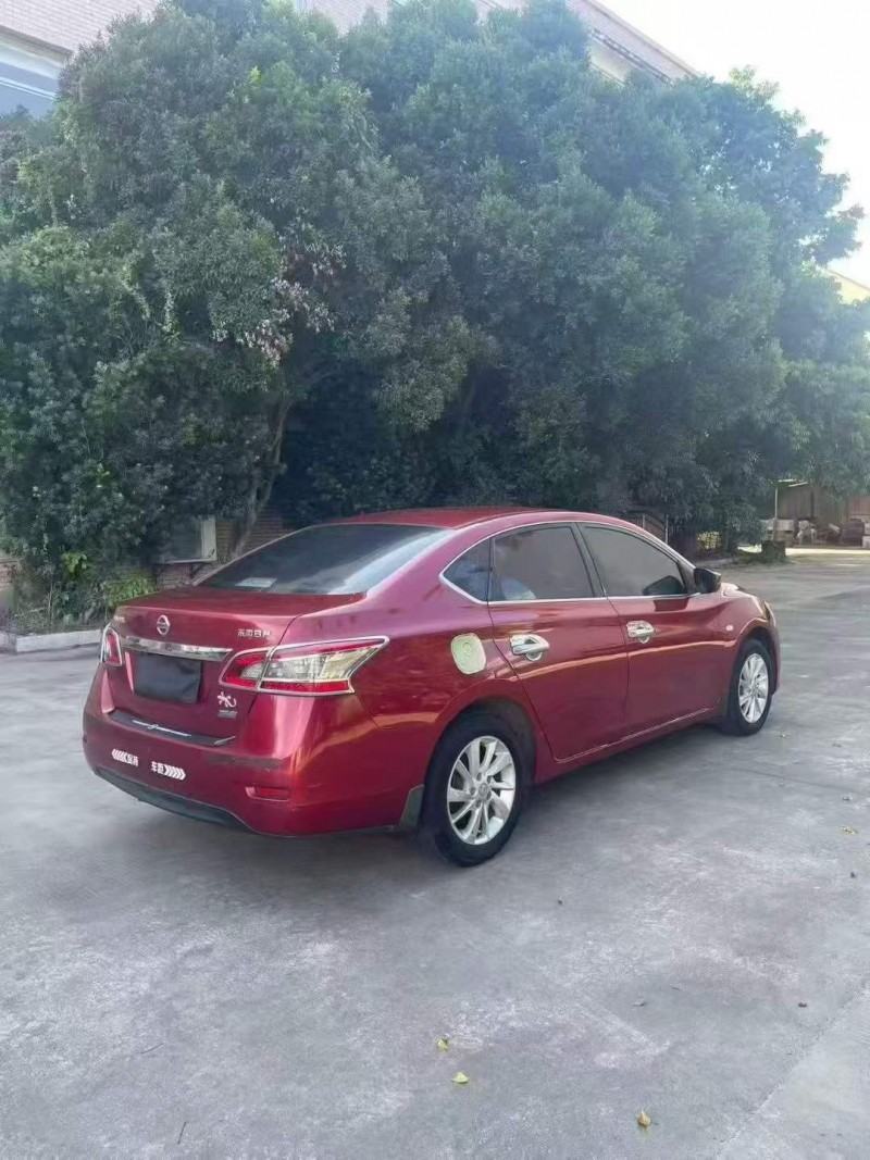 漳州14年日产轩逸7