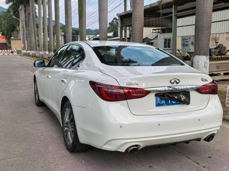 漳州19年英菲尼迪Q50L8