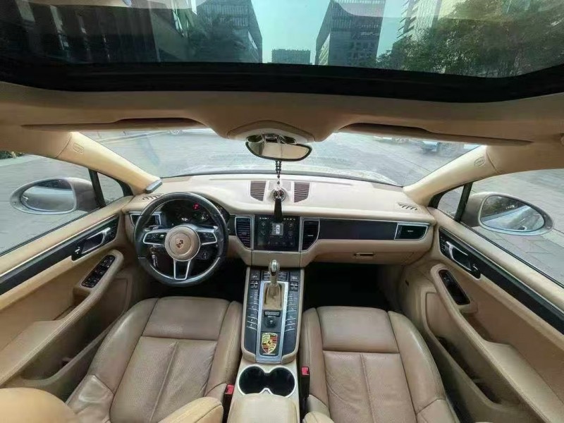 佛山16年保时捷Macan6