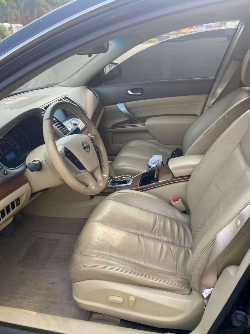 漳州12年日产天籁4