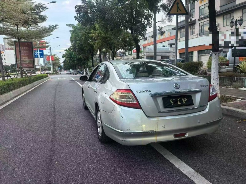 漳州11年日产天籁8