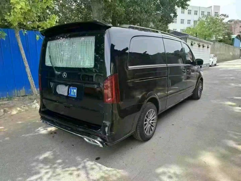 焦作15年奔驰威霆7