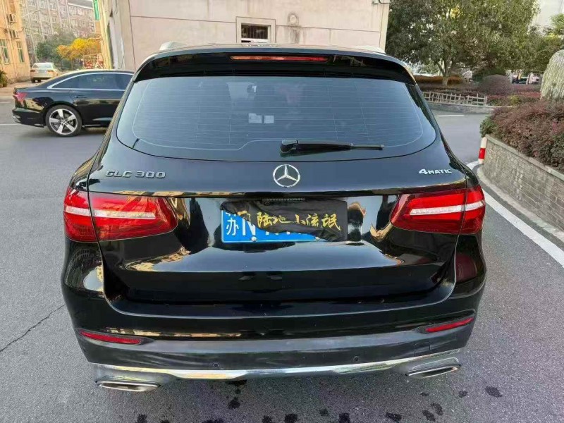 温州17年奔驰GLC8