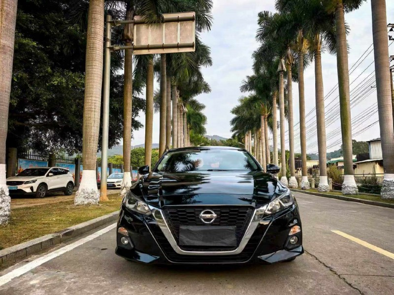 漳州21年日产天籁1