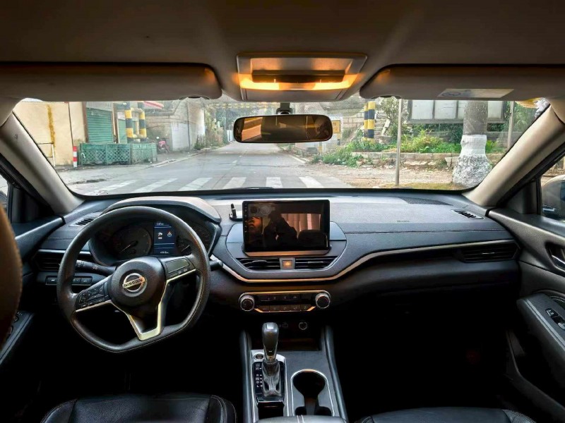 漳州21年日产天籁5