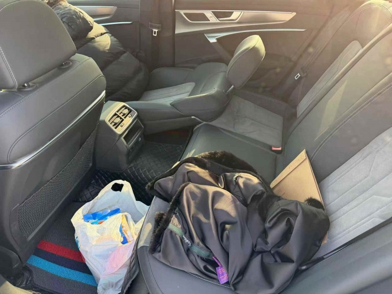 济宁24年奥迪A6L5