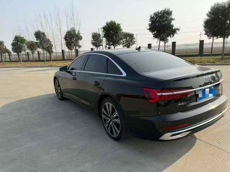 济宁24年奥迪A6L6