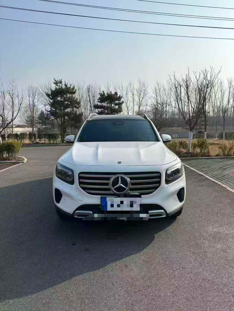 济宁23年奔驰GLB1