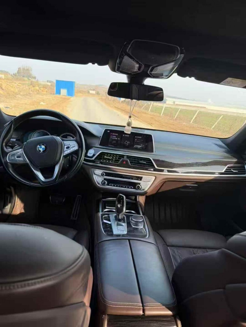 铜陵18年宝马7系8