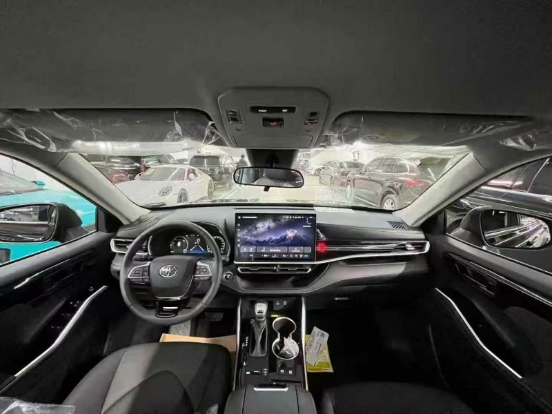 佛山25年丰田汉兰达5