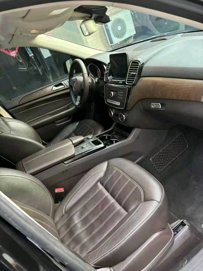 潍坊17年奔驰GLE5